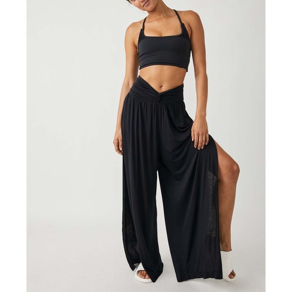 NWT FP Movement Just Breathe Wide Leg / Black - Picture 1 of 9